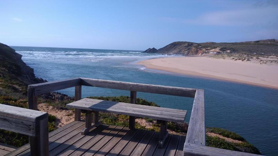Surf & Beach House Aljezur Exterior photo
